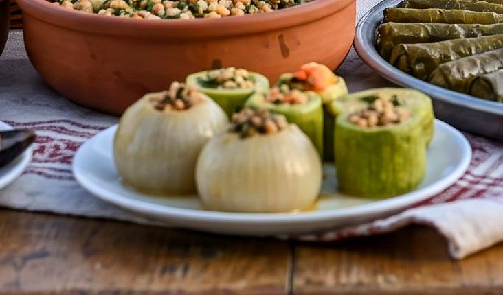 Soğan Dolması – Diyarbakır ev yemeği